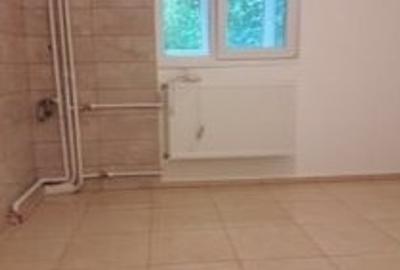 Apartament cu 3 camere decomandat în Drumul Taberei - 4