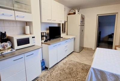 Casă individuală cu 6 camere cu Canalizare în Dobroești - 24