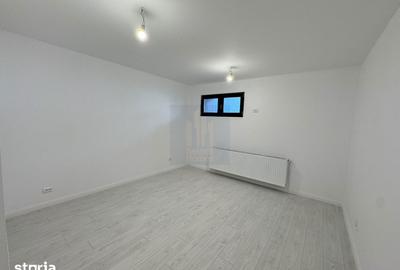 Apartament cu 5 camere decomandat în Crângași - 12