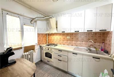 Apartament cu 3 camere decomandat, mobilat în Drumul Taberei - 2