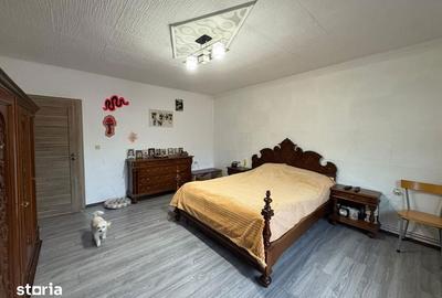 Casă cu 4 camere cu Teren 128 Mp în Central - 6
