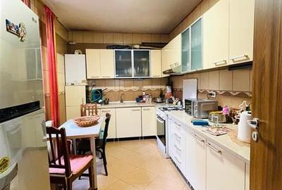 VANZARE CASA VILA 4 camere CALEA GRIVITEI  NICOLAE TITULESCU SECTOR 1 - 5