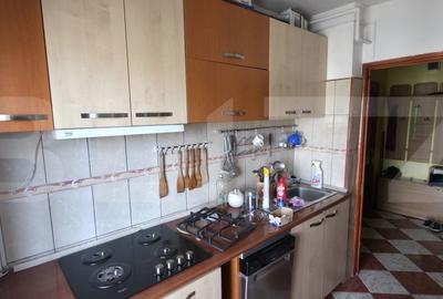 Apartament cu 3 camere decomandat în Mihai Bravu - 4