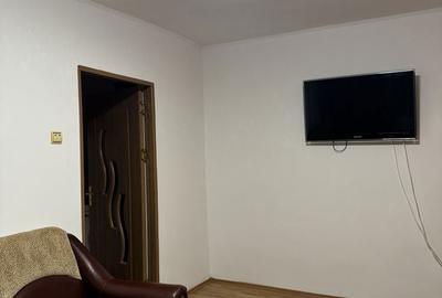 Apartament cu 2 camere semidecomandat în Trivale - 1