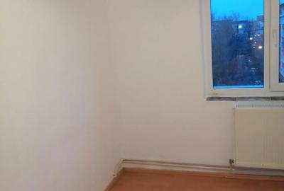 Apartament cu 2 camere decomandat în Bucovina