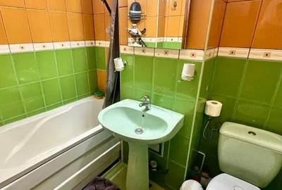 Apartament cu 2 camere decomandat, etajul 2/4, zona Dacia - 8