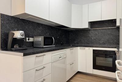 Casă individuală cu 5 camere cu Canalizare în Tractorul - 16