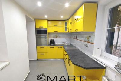 Casă cu 7 camere cu Canalizare în Piața Cluj