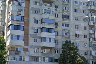 Vand apartament 4 camere in Ploie?ti , B-dul Republicii, deasupra Omniasig - 1