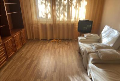 Apartament 2 camere , zona cartier Sud , decomandat , 54 mp