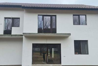 Casă cu 5 camere în Bârsești - 4