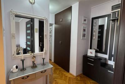 Apartament cu 3 camere decomandat în Lotus - 2