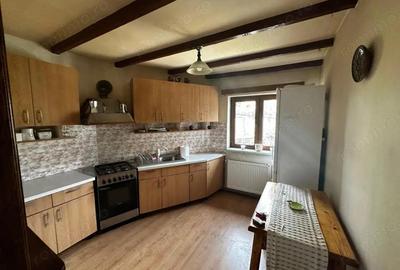 Apartament 3 camere in vila, 114 mp | Curte | Sinaia - 1