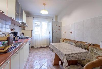 Apartament spatios 3 camere, Centrul Civic, decomandat, confort si accesibilitat - 2