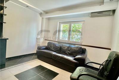 Apartament cu 3 camere decomandat, mobilat în Nerva Traian