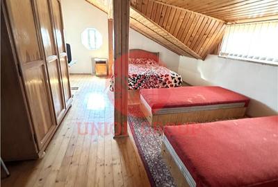 Casă cu 5 camere cu Canalizare în Ovidiu - 2