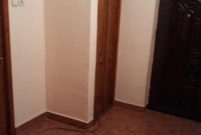Apartament cu 2 camere decomandat în Însurăței - 2
