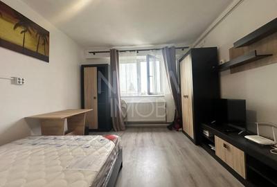 Garsoniera de inchiriat. Str. Henri Coanda