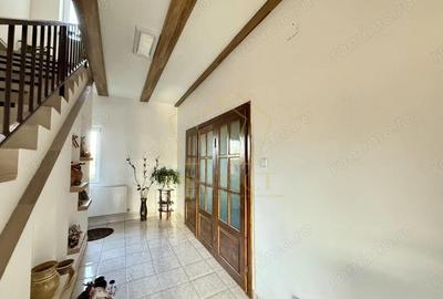 Casă cu 6 camere cu Canalizare în Utvin - 16