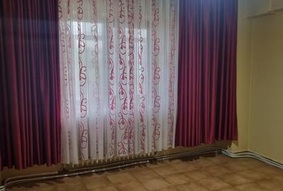 APARTAMENT DE VANZARE CU 3 CAMERE LA 5 CALARASI - 4