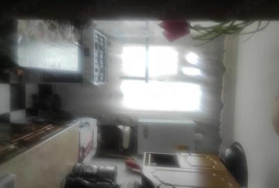 Apartament cu 3 camere semidecomandat în Central - 3