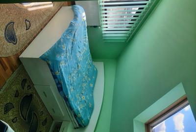 Casă cu 4 camere în Exterior Vest