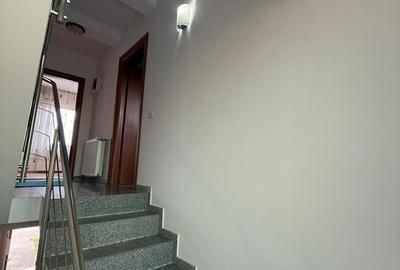 Casă cu 4 camere în Chiajna