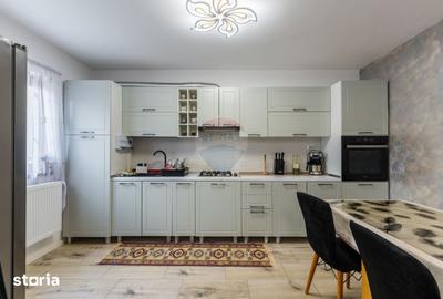 Casă cu 5 camere cu Teren 245 Mp în Miroslava - 3