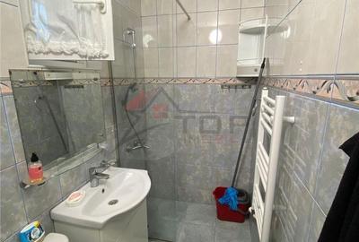 Apartament cu 2 camere semidecomandat în Podu Roș - 6