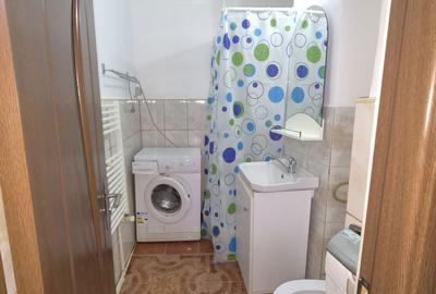 Garsonieră decomandată în Central - 7