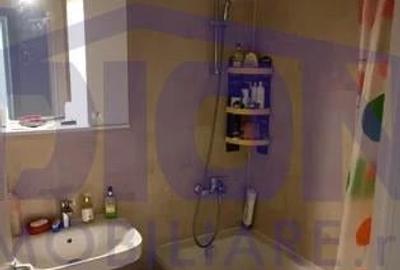 Apartament cu 2 camere decomandat în Drumul Taberei