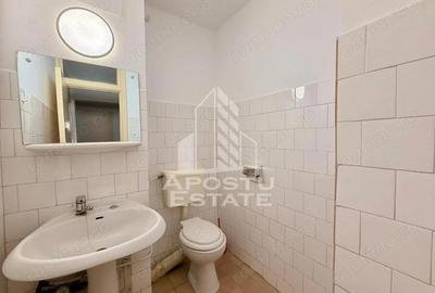 Apartament cu 3 camere, centrala proprie, zona Soarelui - 4