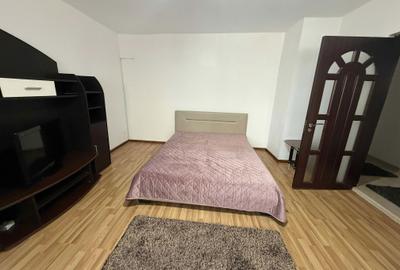 Garsonieră decomandată în Central - 1