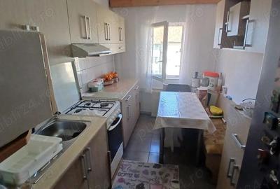 Apartament cu 3 camere decomandat în Central - 3