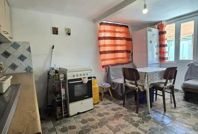 Casa si teren, situat in Sat Crucea de Piatra, comuna Calugareni, jud. Giurgiu, la 30 km de Bucurest - 2