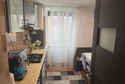 Apartament cu 2 camere decomandat, mobilat în Hipodrom 3 - 6