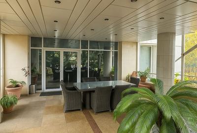 VILA SOMPTUOASA CU PONTON LA LAC SI TEREN GENEROS - REZIDENTA SAU INVESTITIE - 57