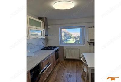 Etaj 1, 4 camere, Complexul Studentesc-aproape de Sala Olimpia - 3