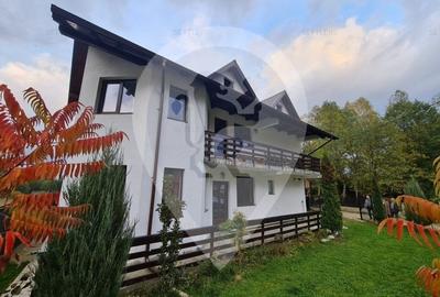 Casă individuală cu 7 camere în Bran