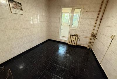 Titan- piata Salajan- bloc 1981 - 5