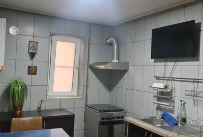 Apartament cu 3 camere decomandat în Central - 2