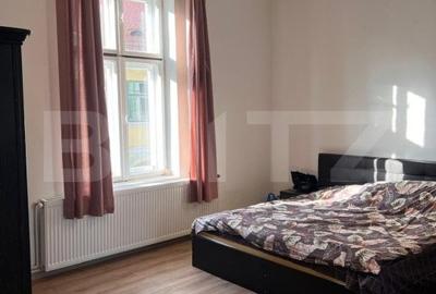 Apartament de vanzare, cu 3 camere, 98 mp, zona Centrul Istoric - 2