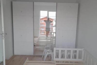 Apartament cu 3 camere semidecomandat, mobilat în Florești - 9