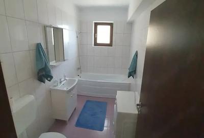 Apartament cu 2 camere decomandat în Roșu - 1
