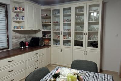 Casă cu 6 camere în Moșnița Nouă - 4