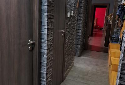 Apartament cu 3 camere semidecomandat în Micălaca - 3