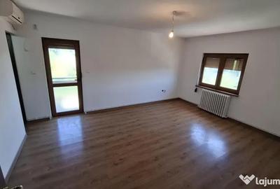 Apartament cu 3 camere decomandat în Bucium - 3