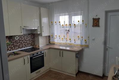 Casa de vanzare Holboca 5 cam - 2