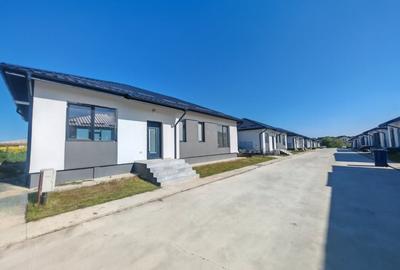 Casă individuală cu 4 camere cu Canalizare în Tunari - 11