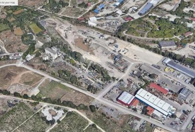 Teren de 2000 mp, în Zona Industrială